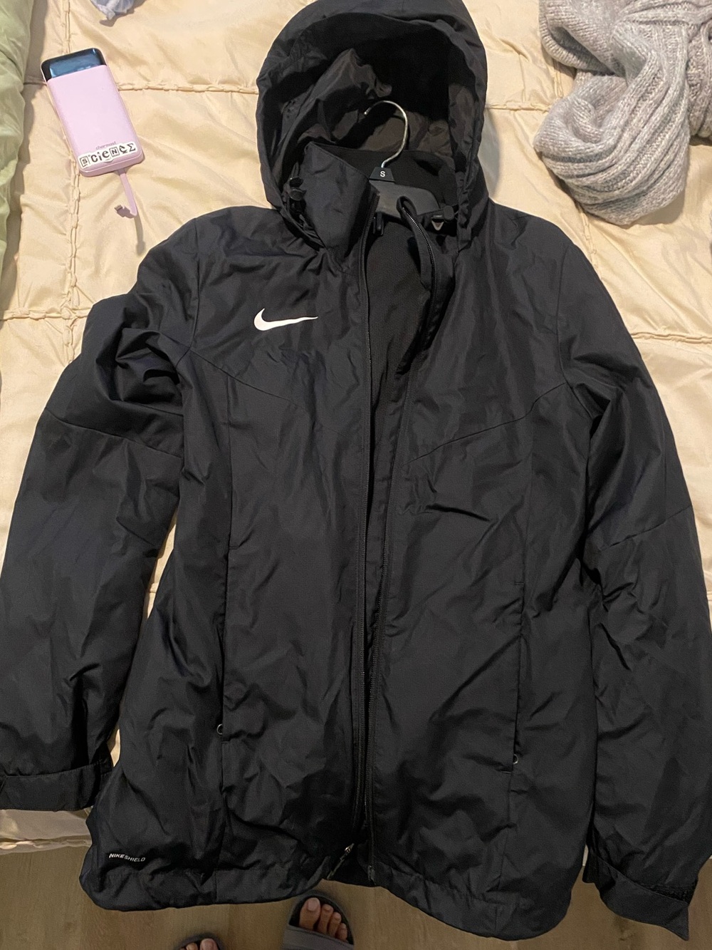 Women’s NIKE RAIN JACKET